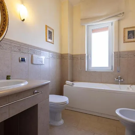 Appartement Residenza Minozzi Con 2 E 2 Bagni E Vista Sassi