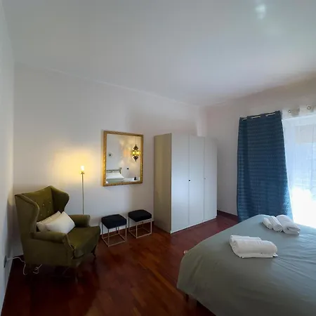 Residenza Minozzi Con 2 E 2 Bagni E Vista Sassi *