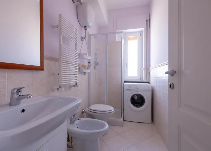 Residenza Minozzi Con 2 E 2 Bagni E Vista Sassi